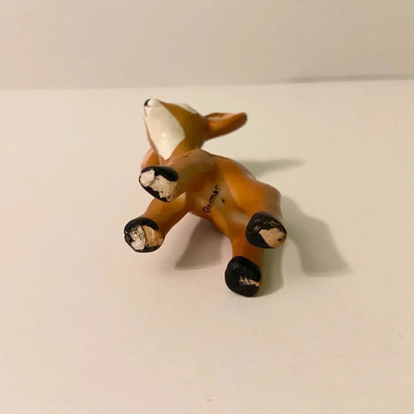 Vintage Small  Ceramic Deer Fawn Figurine 2.25 Inch Tall Germany Figure - Picture 9 of 15